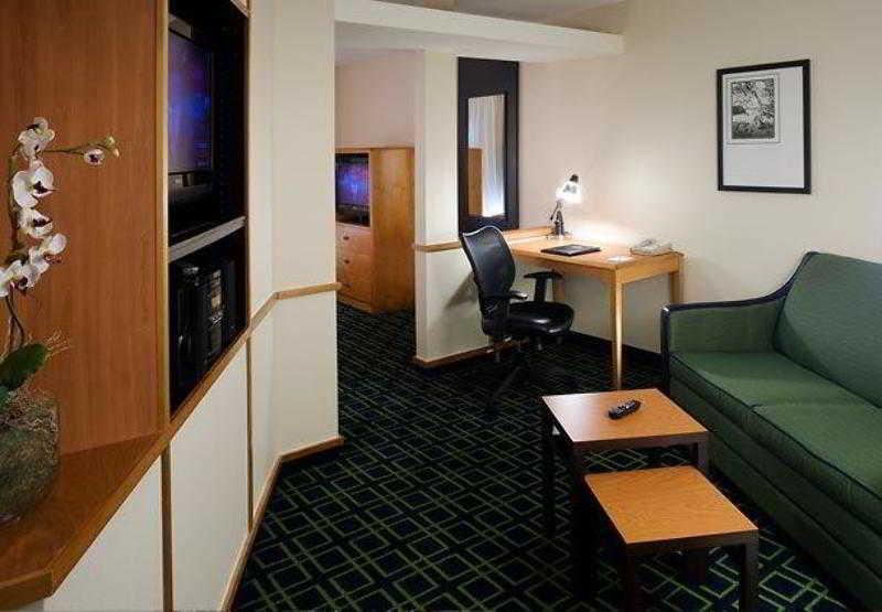 Fairfield Inn & Suites By Marriott Rogers Ruang foto